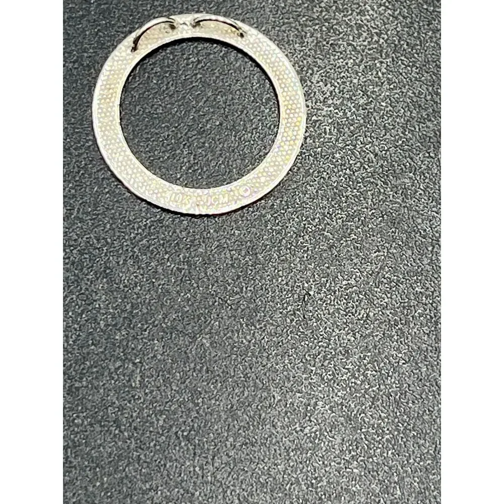 JCM 10k White Gold Round Open Circle Diamond‎ Cut Pendant Stamped